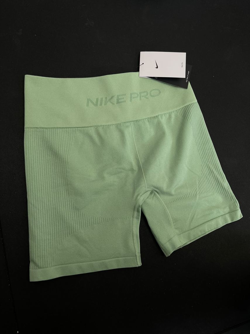 Vista adicional de Short Nike Pro Dri-FIT de tiro alto (5 pulgadas)